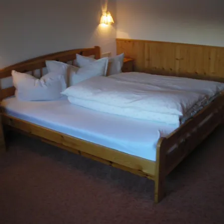 Susanne アパート ノイシュティフト・イム・シュトゥーバイタール